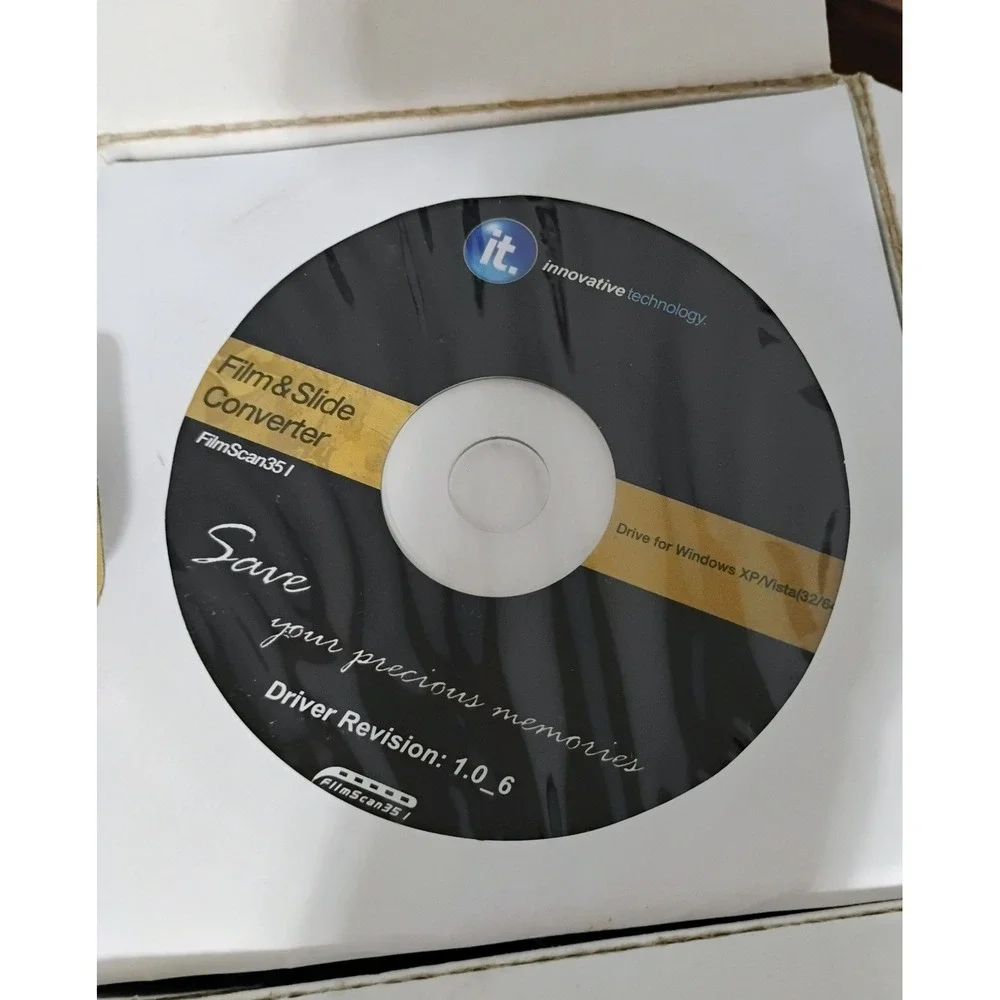 Innovative Technology Film‎ & Slide Converter 35mm Negatives Scanner USB
